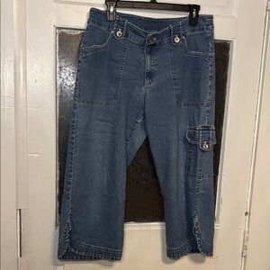 Erika Women’s Casual Blue Denim Jeans Cargo Style Capri Pants Size 12